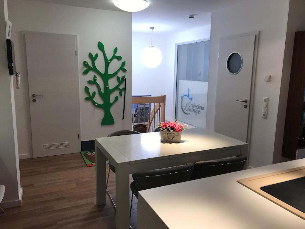 Exclusive Fewo In Warnemuende, 150M To The Beach, 2 Bathrooms, 2 Bedrooms, Sauna, Wifi And Much More. Росток Екстер'єр фото